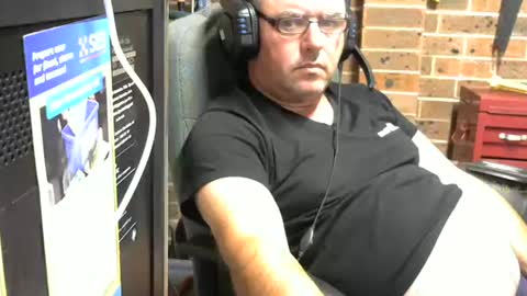 topcock2 online show from March 18, 2026, 8:23 pm