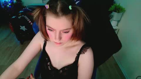 Snapshot of topcranberry chatting on January 15, 2026, 4:44 pm topcranberry online show from January 15, 2026, 4:44 pm