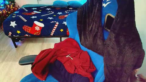 Snapshot of topcranberry chatting on February 8, 2026, 6:44 pm topcranberry online show from February 8, 2026, 6:44 pm