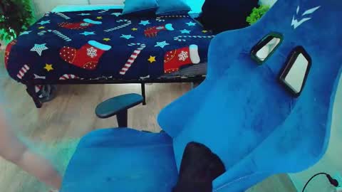 Snapshot of topcranberry chatting on February 23, 2026, 5:49 am topcranberry online show from February 23, 2026, 5:49 am