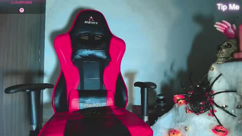 Snapshot of toplayboy chatting on November 9, 2025, 1:04 am Toplayboy online show from November 9, 2025, 1:04 am