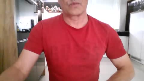 Snapshot of topsecreton chatting on May 6, 2026, 8:52 am topsecreton online show from May 6, 2026, 8:52 am