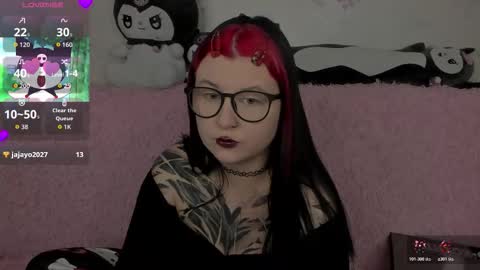 Snapshot of toriayun0 chatting on March 1, 2026, 5:37 pm your personal gothic girl check it online show from March 1, 2026, 5:37 pm