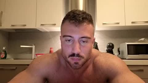 Snapshot of toro_arrapato chatting on November 2, 2025, 3:58 pm toro_arrapato online show from November 2, 2025, 3:58 pm