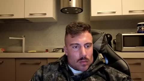 Snapshot of toro_arrapato chatting on November 24, 2025, 3:56 pm toro_arrapato online show from November 24, 2025, 3:56 pm