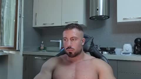 Snapshot of toro_arrapato chatting on June 19, 2026, 6:34 pm toro_arrapato online show from June 19, 2026, 6:34 pm