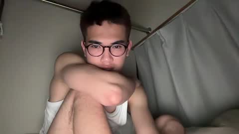 Snapshot of toshikaro0 chatting on January 13, 2025, 4:19 pm Karo online show from January 13, 2025, 4:19 pm