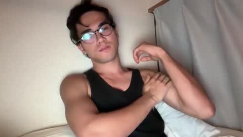 Snapshot of toshikaro0 chatting on September 14, 2025, 5:56 pm Karo online show from September 14, 2025, 5:56 pm