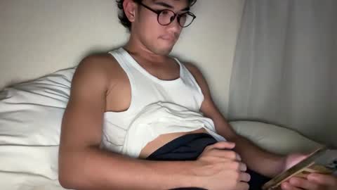 Snapshot of toshikaro0 chatting on September 17, 2025, 5:25 pm Karo online show from September 17, 2025, 5:25 pm