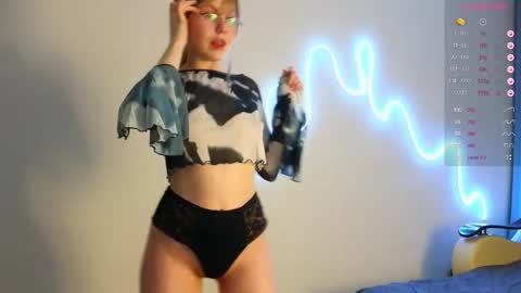 Snapshot of toshimori chatting on February 17, 2025, 1:10 pm Toshi online show from February 17, 2025, 1:10 pm