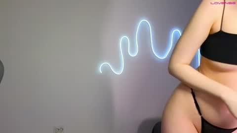 Snapshot of toshimori chatting on November 20, 2025, 1:11 pm Toshi online show from November 20, 2025, 1:11 pm