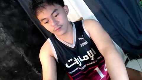 Toshiro online show from November 15, 2025, 9:21 pm