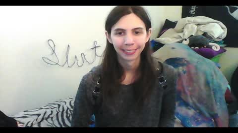 Snapshot of totalfuckingadorable chatting on October 23, 2025, 1:49 am Luna online show from October 23, 2025, 1:49 am