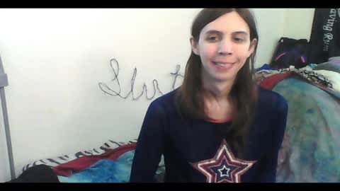 Snapshot of totalfuckingadorable chatting on November 4, 2025, 2:43 am Luna online show from November 4, 2025, 2:43 am