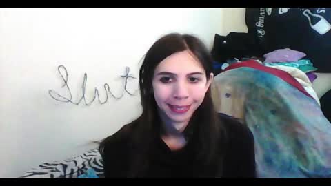 Snapshot of totalfuckingadorable chatting on November 16, 2025, 9:09 pm Luna online show from November 16, 2025, 9:09 pm