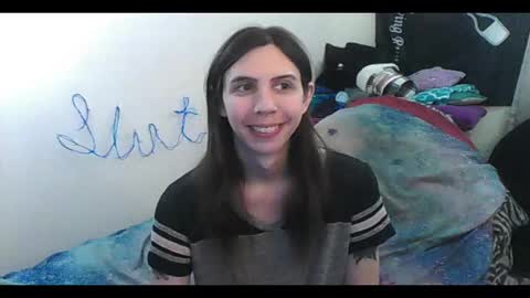 Snapshot of totalfuckingadorable chatting on November 20, 2025, 1:06 am Luna online show from November 20, 2025, 1:06 am