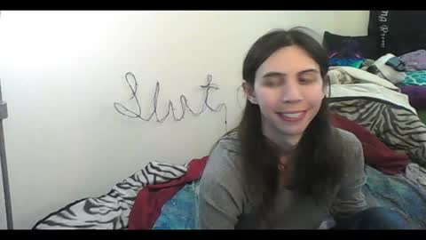 Snapshot of totalfuckingadorable chatting on November 29, 2025, 2:25 am Luna online show from November 29, 2025, 2:25 am