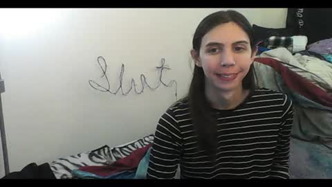 Snapshot of totalfuckingadorable chatting on November 29, 2025, 10:02 pm Luna online show from November 29, 2025, 10:02 pm