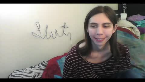 Snapshot of totalfuckingadorable chatting on December 3, 2025, 3:14 am Luna online show from December 3, 2025, 3:14 am