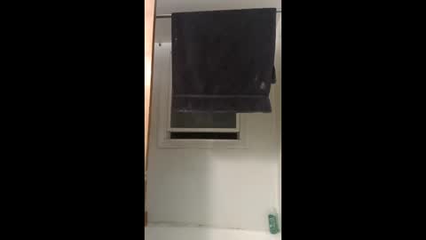 totallyawesome_65 online show from January 14, 2026, 10:32 am