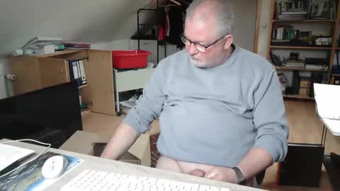 Snapshot of toto758 chatting on October 13, 2025, 11:43 am toto758 online show from October 13, 2025, 11:43 am