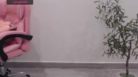 Angelina online show from September 16, 2025, 1:50 am