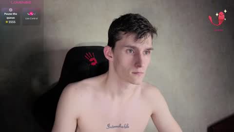 Snapshot of touch_me8 chatting on December 3, 2025, 7:16 am Arti online show from December 3, 2025, 7:16 am