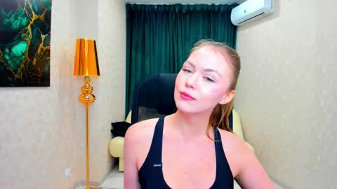 Snapshot of touch_the_heart chatting on February 10, 2025, 9:25 am Touch The Heart online show from February 10, 2025, 9:25 am