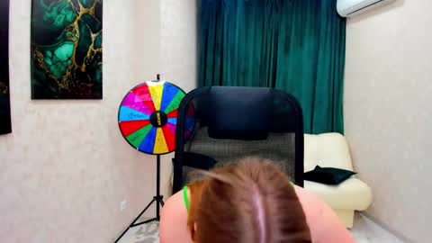 Snapshot of touch_the_heart chatting on March 12, 2025, 9:44 am Touch The Heart online show from March 12, 2025, 9:44 am