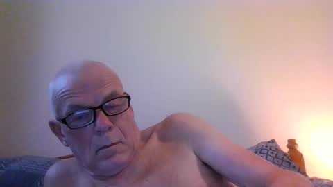 touche5656607203 online show from December 17, 2025, 8:42 am