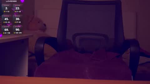 toxiquenude online show from March 22, 2026, 10:18 am