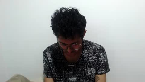 Snapshot of toy_sweet chatting on July 16, 2026, 2:39 am Xander online show from July 16, 2026, 2:39 am