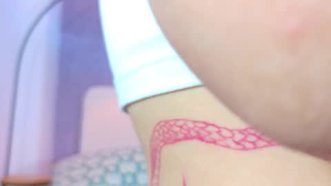 tracielowe_w online show from October 24, 2025, 3:47 am