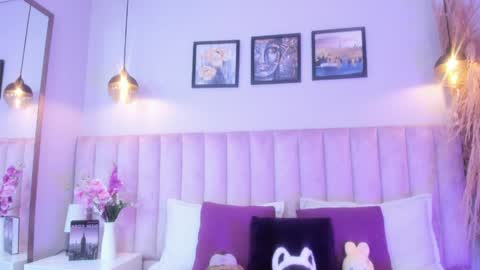 Tracy  online show from April 1, 2026, 8:39 pm