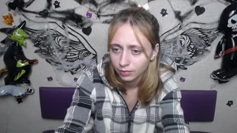 Snapshot of tracyleebb chatting on November 11, 2025, 2:39 pm TracyLeeBB online show from November 11, 2025, 2:39 pm