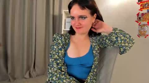 Snapshot of tracylilith chatting on December 13, 2025, 7:53 pm Call me Tracy online show from December 13, 2025, 7:53 pm