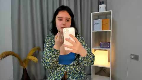 Snapshot of tracylilith chatting on December 14, 2025, 1:49 pm Call me Tracy online show from December 14, 2025, 1:49 pm