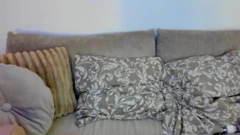 Snapshot of transalicia chatting on June 3, 2026, 11:21 pm TransAlicia online show from June 3, 2026, 11:21 pm