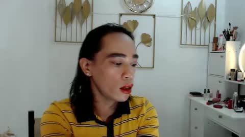 transeugene1990 online show from March 24, 2026, 6:40 am