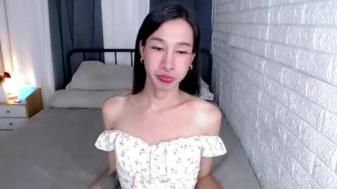 Snapshot of transmedusaxxx chatting on May 19, 2026, 2:29 am Chloe online show from May 19, 2026, 2:29 am