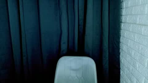 Snapshot of transmedusaxxx chatting on July 4, 2026, 1:34 am Chloe online show from July 4, 2026, 1:34 am