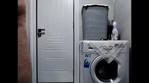 Snapshot of trapper727272 chatting on January 21, 2025, 6:33 am Big Head Cock online show from January 21, 2025, 6:33 am