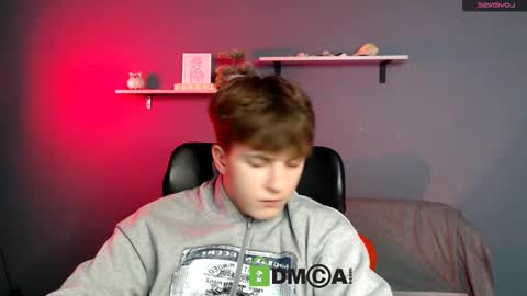 Snapshot of travis_wolf_ chatting on November 28, 2025, 8:00 pm Travis online show from November 28, 2025, 8:00 pm