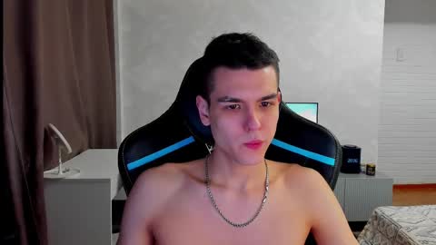 Snapshot of travisrivas chatting on March 4, 2025, 5:34 pm travisrivas online show from March 4, 2025, 5:34 pm