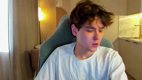 Snapshot of travisrivas chatting on October 7, 2025, 6:32 am travisrivas online show from October 7, 2025, 6:32 am