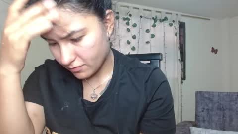 Snapshot of trebol_4 chatting on April 23, 2026, 8:55 pm trebol_4 online show from April 23, 2026, 8:55 pm