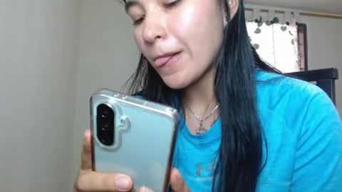 Snapshot of trebol_4 chatting on May 4, 2026, 6:48 pm trebol_4 online show from May 4, 2026, 6:48 pm
