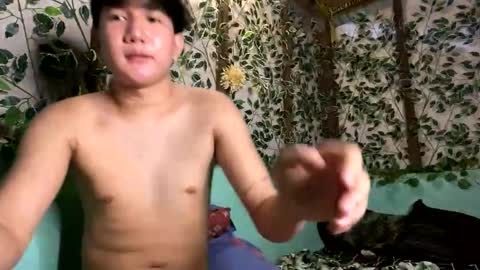 trebz_01 online show from November 28, 2025, 9:12 am