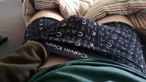 tree1989 online show from October 25, 2025, 10:23 am