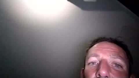 treedude303720 online show from November 26, 2025, 12:17 pm